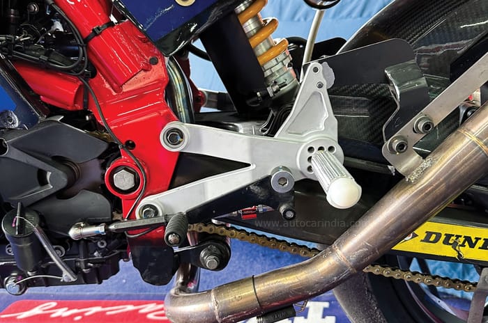 Feature: TVS Apache RR310 ARRC race bike ridden – World class